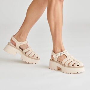 Dolce Vita Lasly Sandals Oatmeal Knit